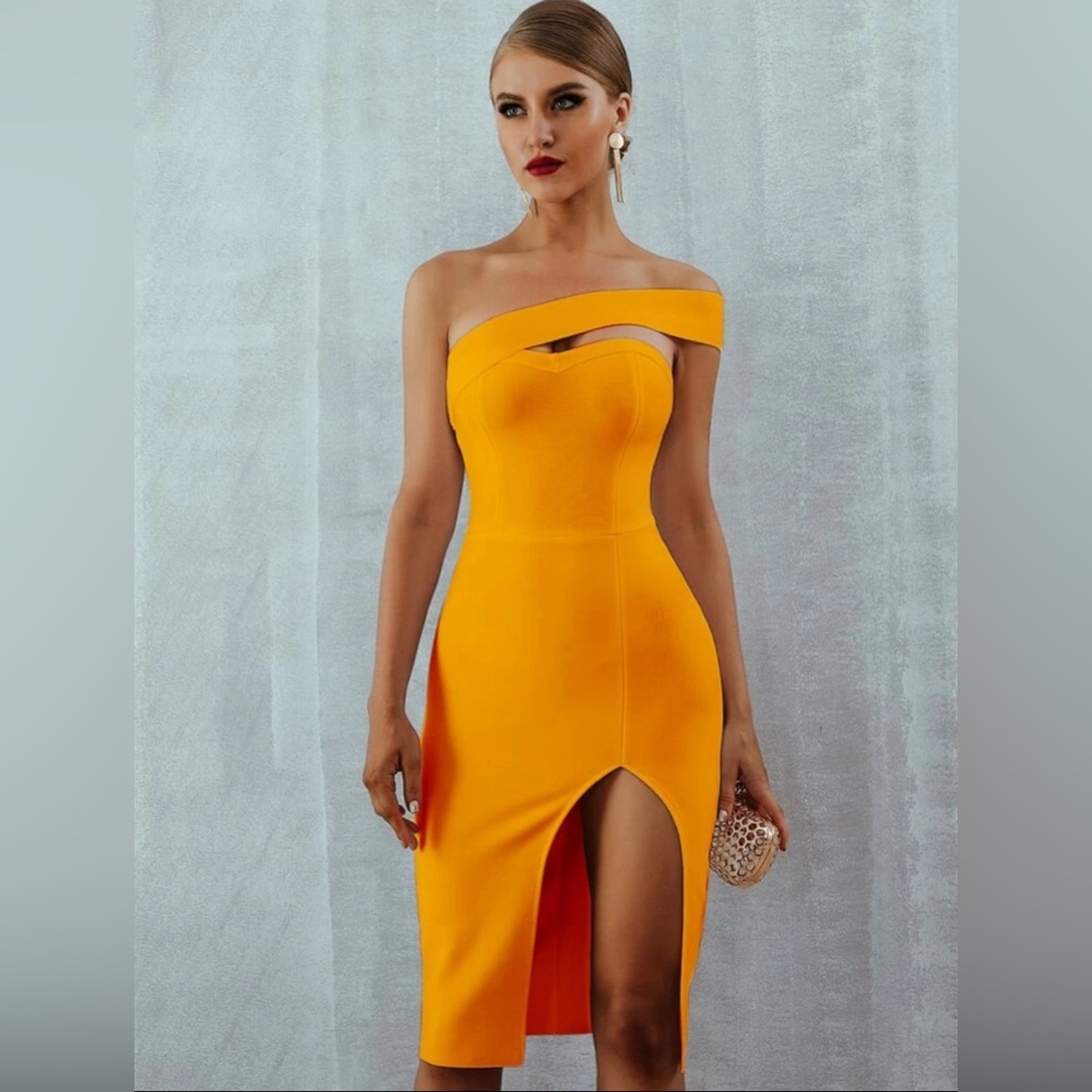 One Shoulder Split Thigh Dress